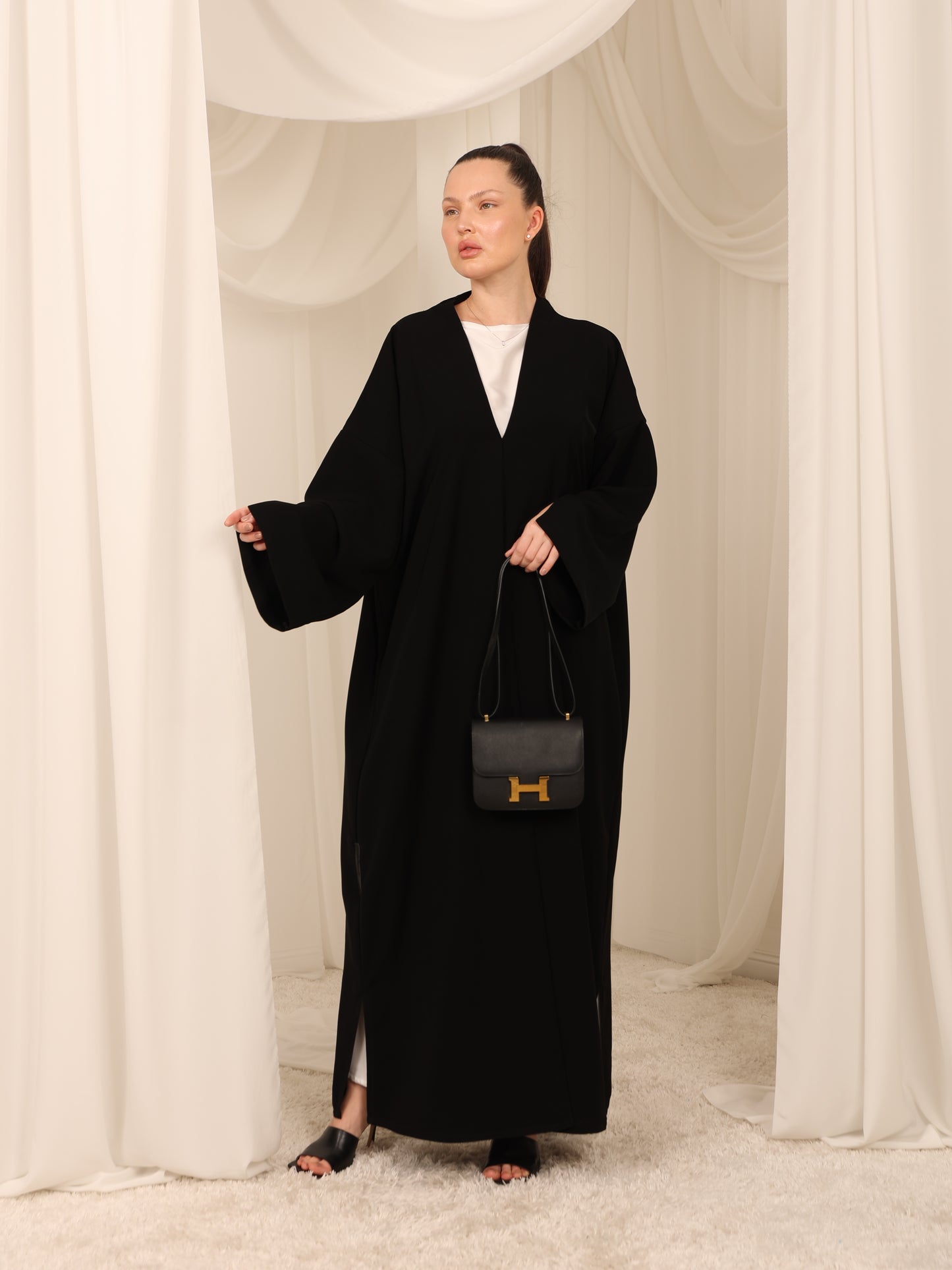 The Signature | black