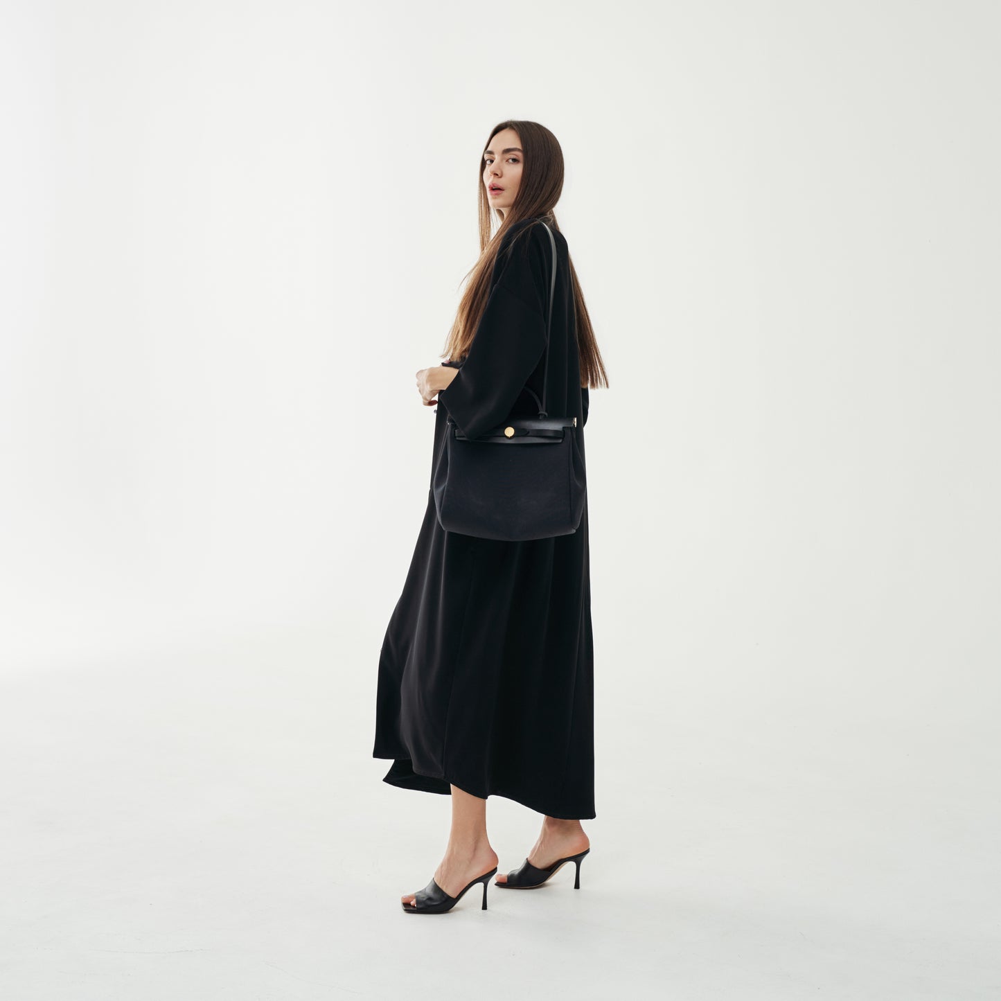 The Signature | black