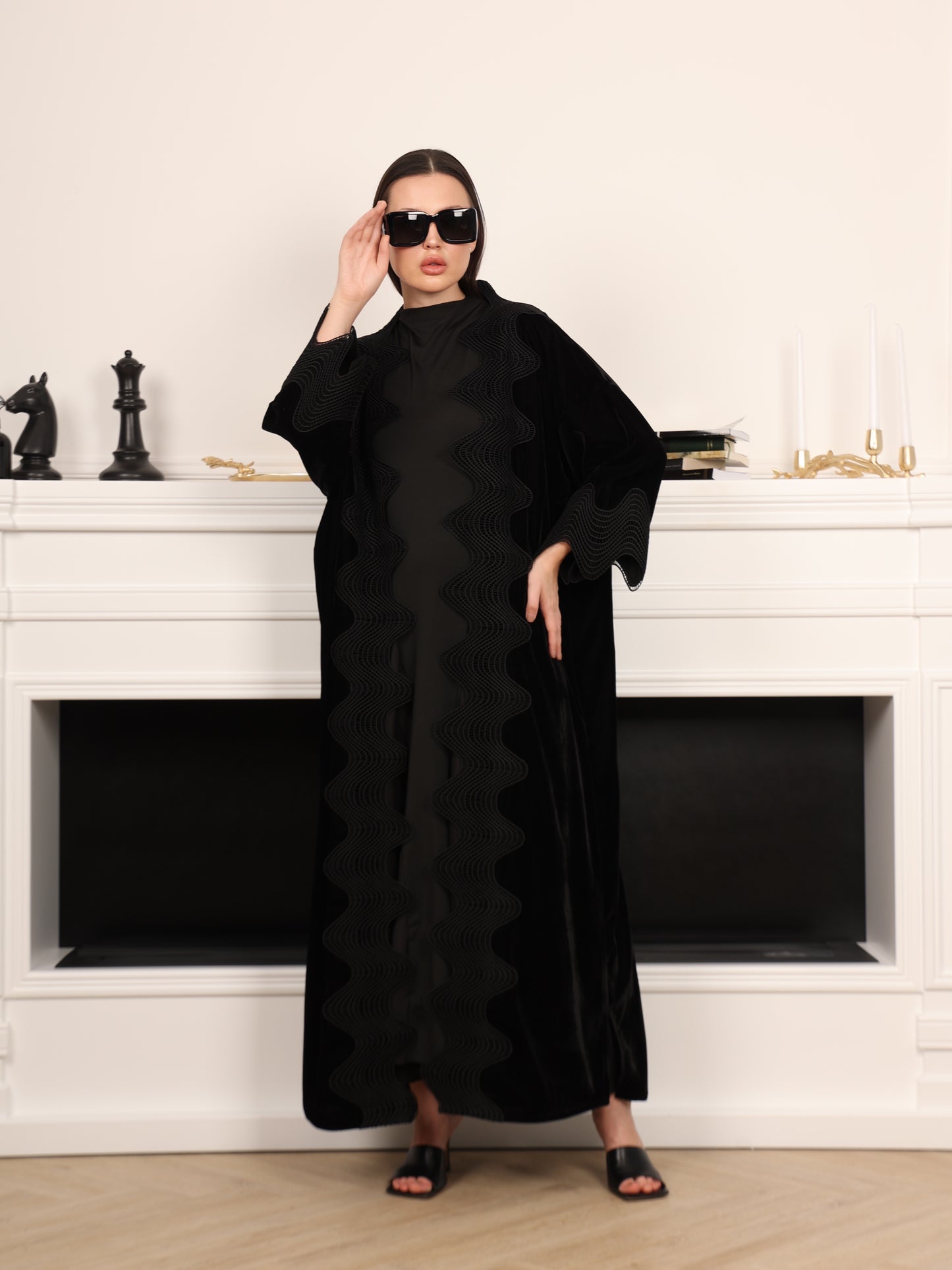 Velvet | Black